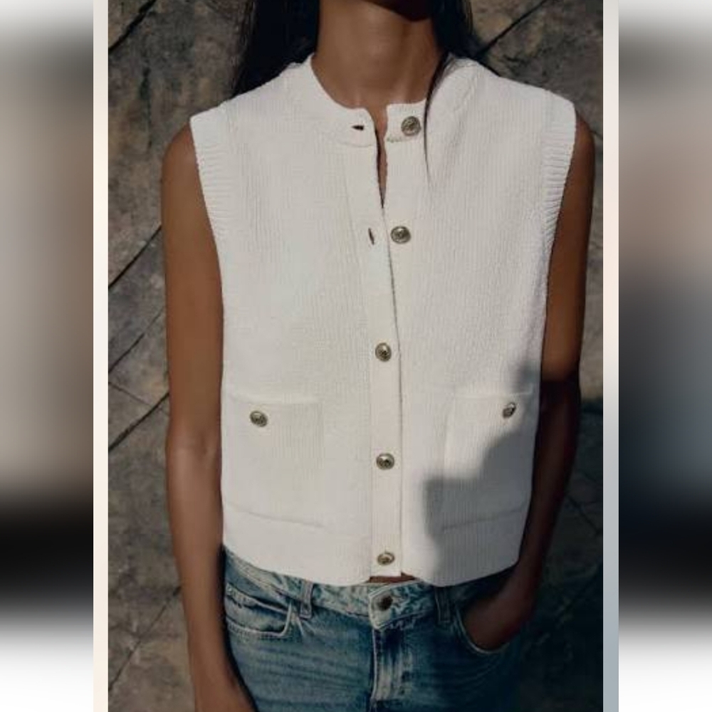 Zara Cream Sleeveless Knit Button-Up Vest